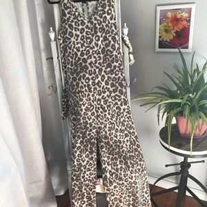 Woman’s large soft jumpsuit cheetah print